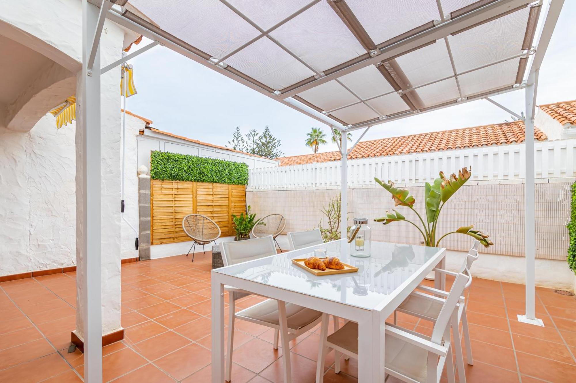 Canarian Holiday Home - Sunset Bungalow In Playa Del Ingles San Bartolome Bagian luar foto