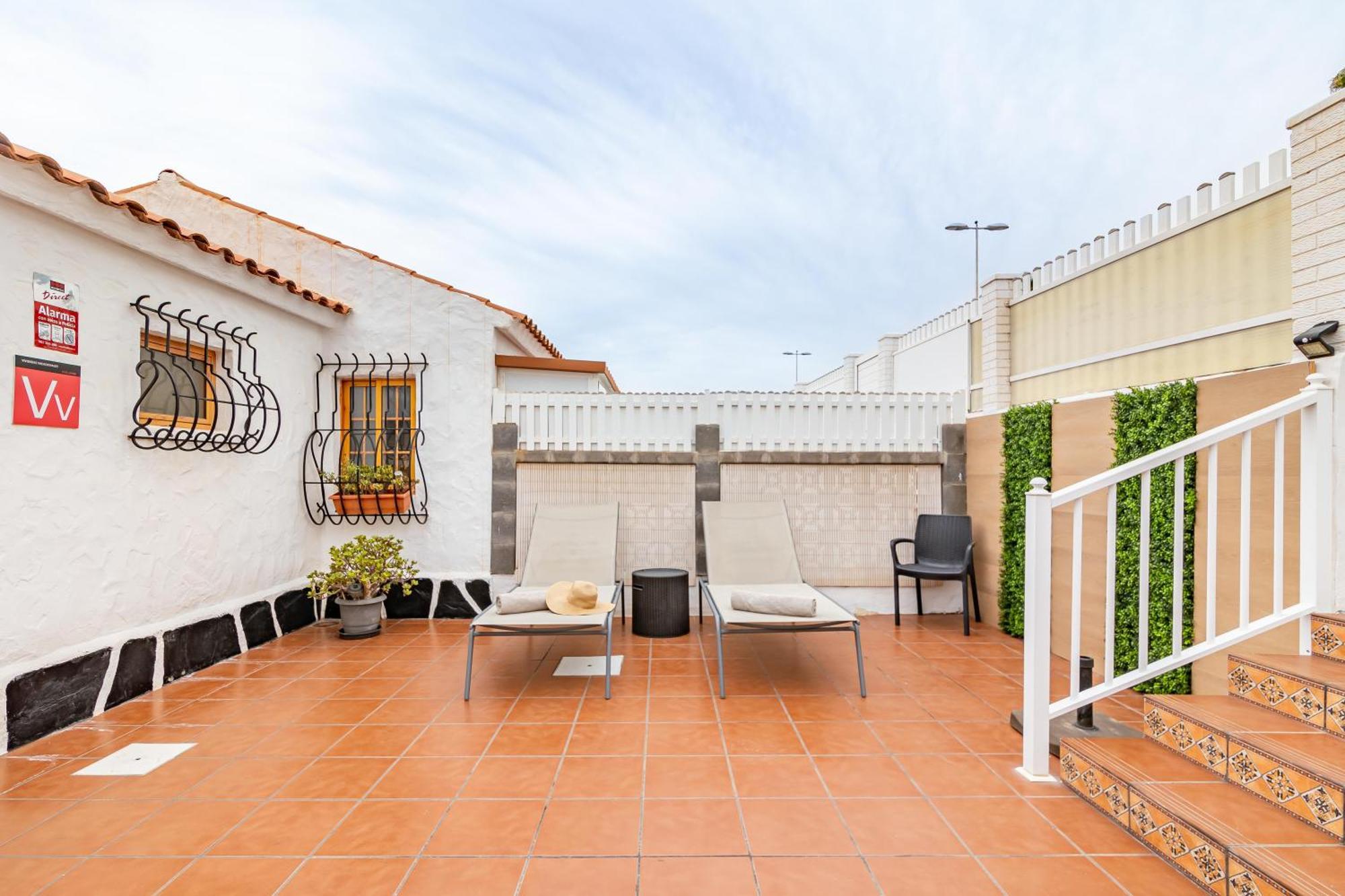 Canarian Holiday Home - Sunset Bungalow In Playa Del Ingles San Bartolome Bagian luar foto